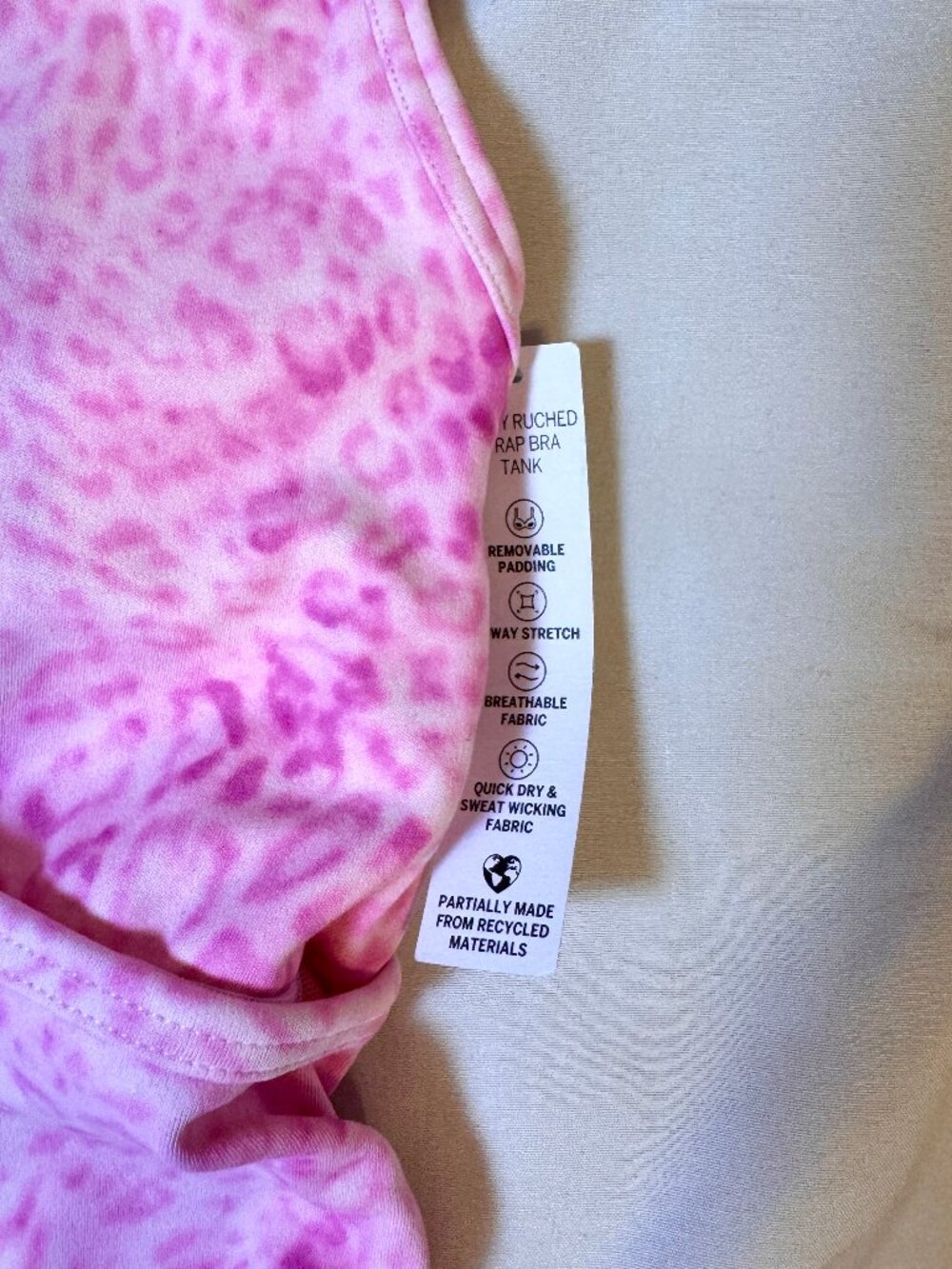 VS Pink Relay Ruched Sports Set - Picture 3 of 11